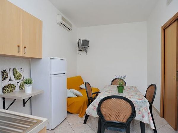 B&B Lido dei Pini - foto 16104.jpg