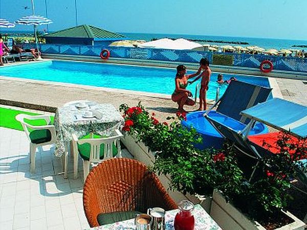 Hotel Bellevue - foto 16891.jpg