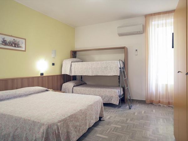 Hotel Ester Safer - foto 25775.jpg