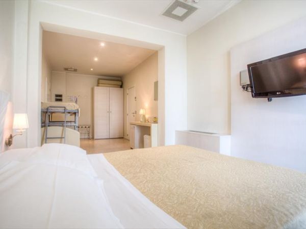 Ferretti Beach Hotel - foto 29506.jpg