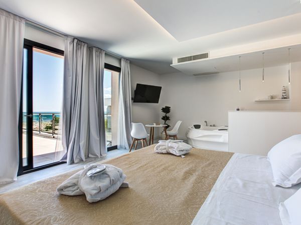 Ferretti Beach Hotel - foto 29599.jpg