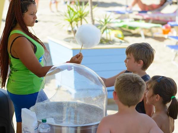 Hotel Colorado Rimini - foto 34893.jpg