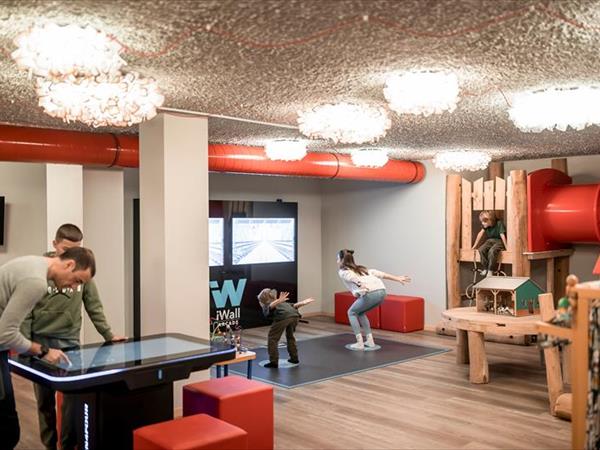 Family Hotel Alpenhof - foto 36201.jpg