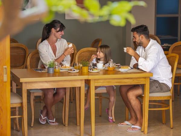 Hotel Punta Nord Est - foto 36501.jpg