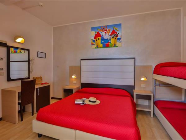 Ciccio Family Hotel - foto 37091.jpg