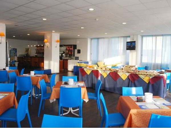 Hotel Embassy  - foto 14227.jpg