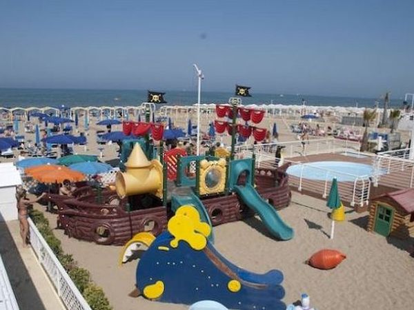 Spiaggia dei Bimbi Allegri Maranobeach 135 - foto 14352.jpg