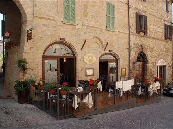 Oro Rosso Hotel Ristorante - Umbria, Montefalco (PG)