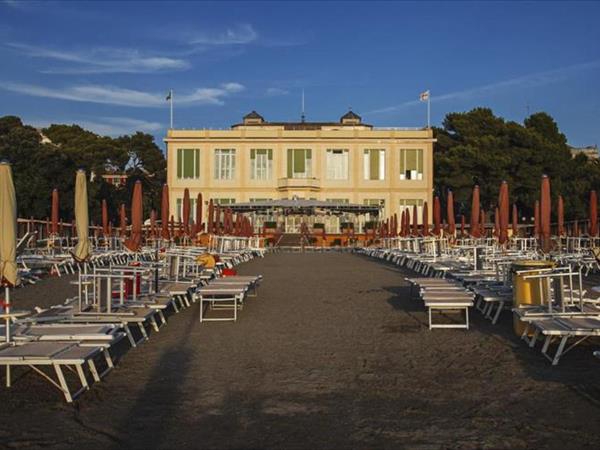 Suite Hotel Nettuno