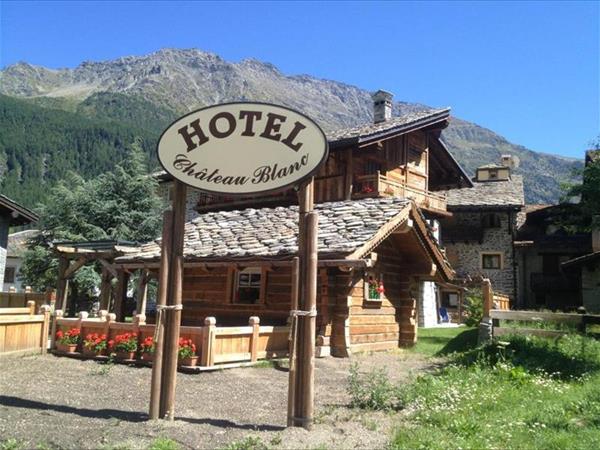 Family hotel Chateau Blanc - La Thuile (AO)