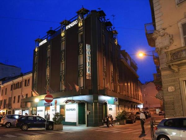 Family hotel Rainero - Piemonte, Asti (AT)