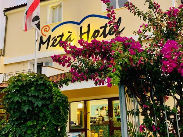 Meta Hotel