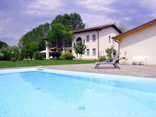 Pool & Garden Il Giardino Di Olga with free parking - Mirano (VE)