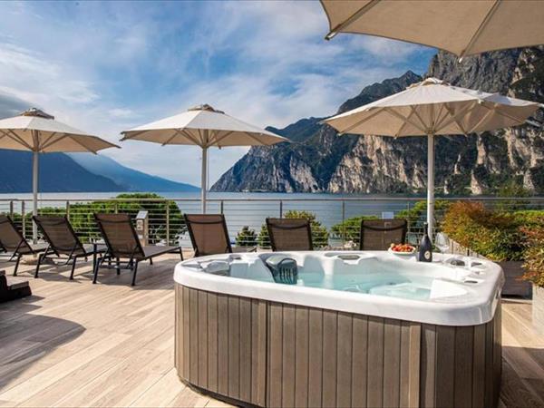 Hotel Bellariva - Riva del Garda (TN)