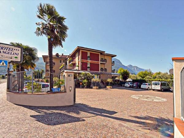 Family hotel Angelini - Nago-Torbole (TN)