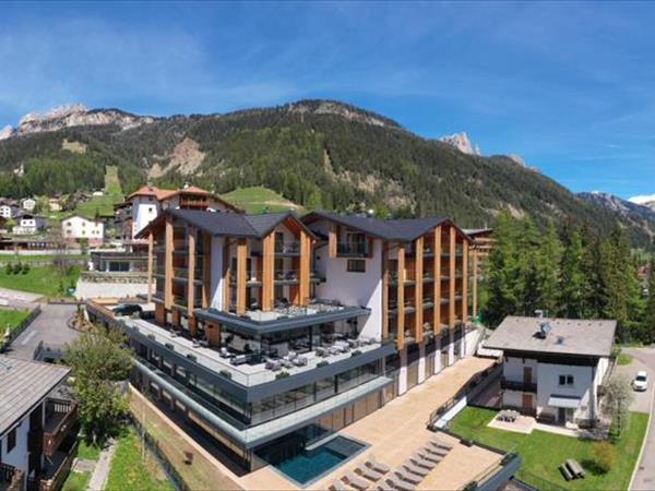 Ciampedie Luxury Alpine Spa Hotel - Vigo di Fassa (TN)