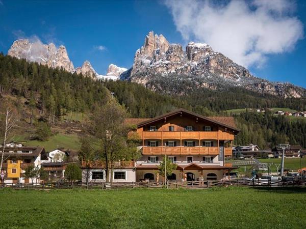 X Alp Hotel - Pozza di Fassa (TN)