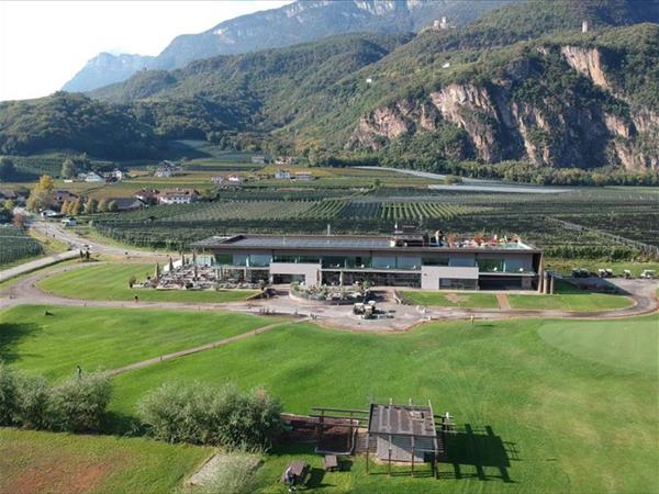 Sporthotel The Lodge - Golfclub Eppan - Appiano sulla Strada del Vino (BZ)