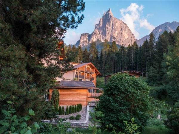 Family hotel Waldrast Dolomiti - Castelrotto (BZ)