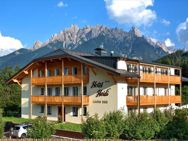 B&B Hotel Heidi - Dobbiaco (BZ)