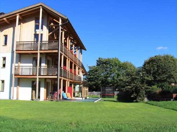 Garni - Hotel Am Burghuegel - Family hotel Val Pusteria, San Candido (BZ)