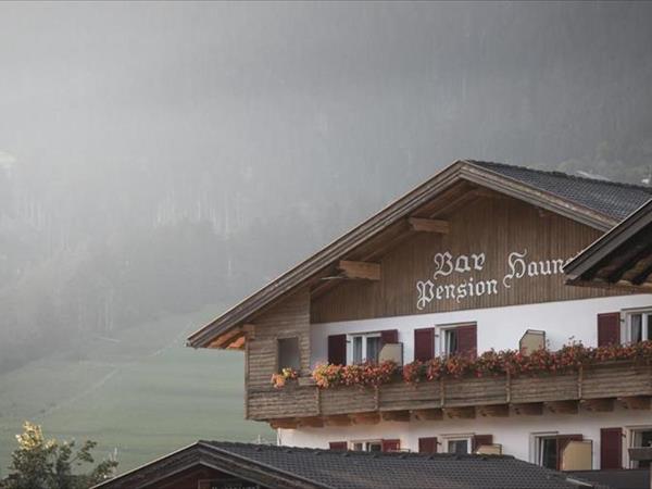 Pension Haunold - Family hotel Val Pusteria, San Candido (BZ)