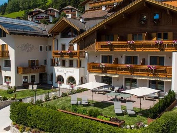 Hotel Vernel - Family hotel Val Gardena, Santa Cristina in Val Gardena (BZ)