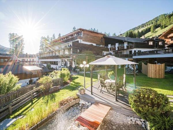 Alpenwellnesshotel St. Veit - Sesto (BZ)