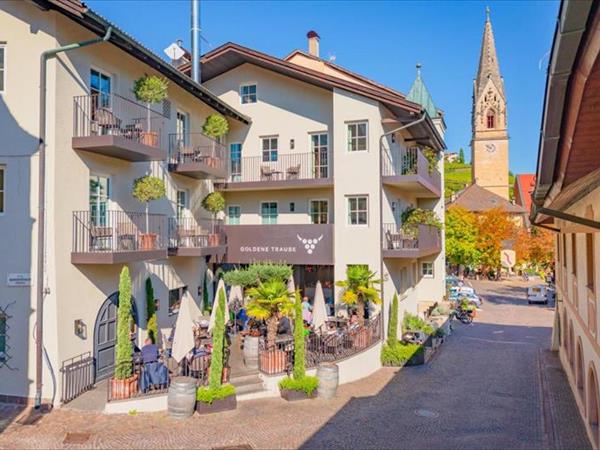 Family hotel Goldene Traube - Termeno (BZ)