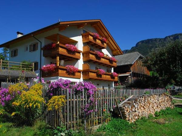 Singerhof - Agriturismo Altopiano dello Scillar, Castelrotto (BZ)