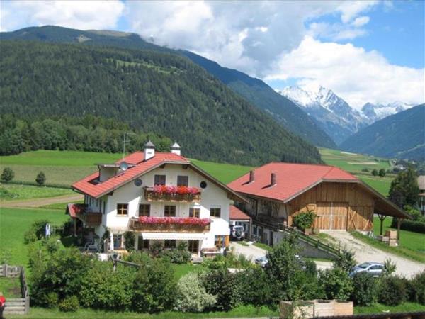 Ferienwohnungen Färberhof Urlaub auf dem Bauernhof - Agriturismo Plan de Corones, Valdaora (BZ)