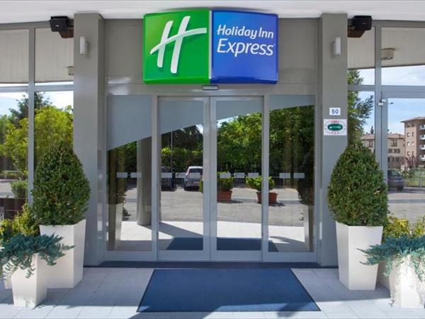 Holiday Inn Express Parma, an IHG Hotel