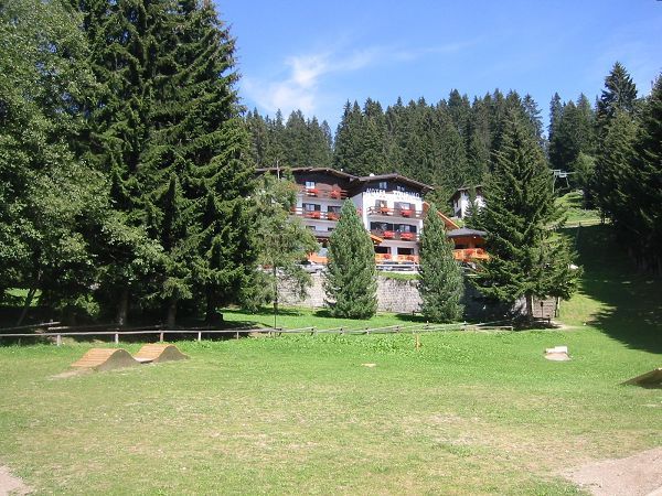 Hotel Touring - Pinzolo (TN)