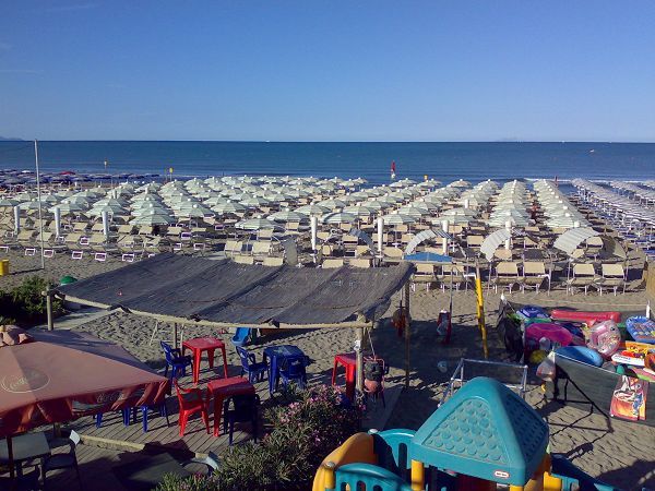 Spiagge Vicino Acqua Village Follonica Offerte E Recensioni