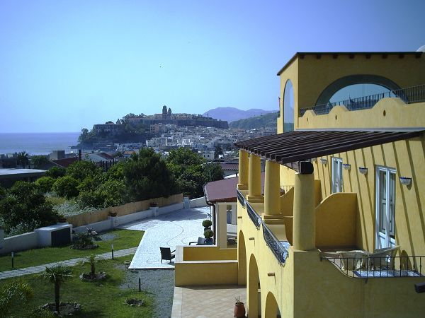 Family hotel Bougainville - Family hotel Isole Eolie, Lipari (ME)