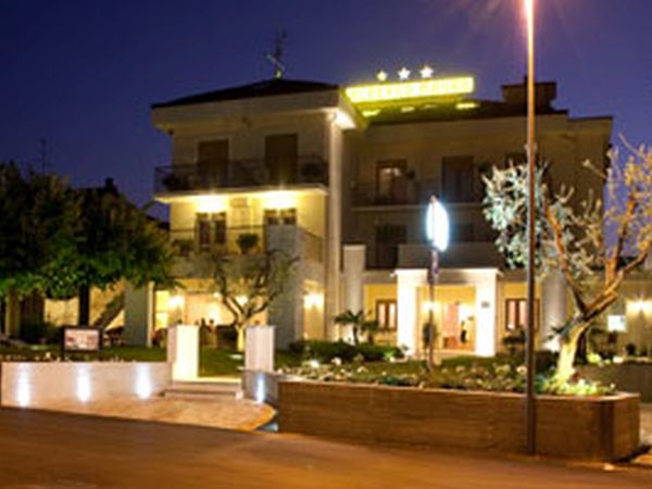 Hotel  Mauro