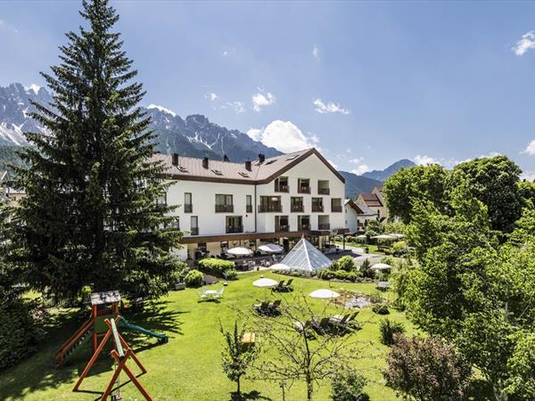 Sporthotel Tyrol