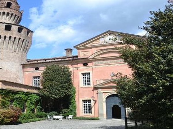 Castello Di Rivalta Gazzola Vacanzeconbimbi It