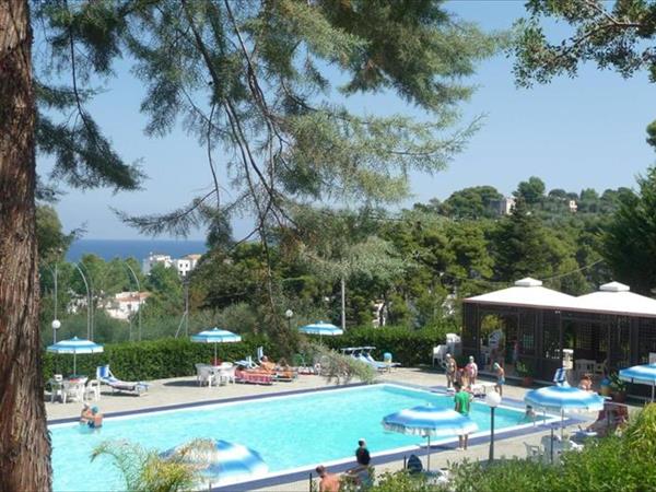 Camping Villaggio Internazionale - Vico del Gargano (FG)