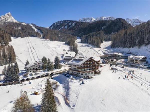 Hotel Alaska - Family hotel Dolomiti, Selva di Val Gardena (BZ)