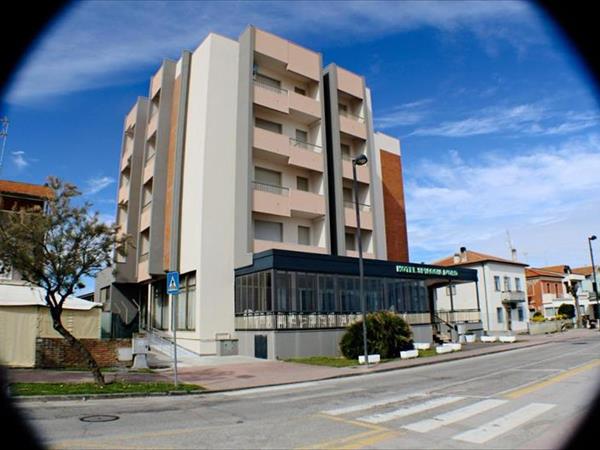 GFH - Hotel Spiaggia D’Oro - Marche, Mondolfo (PU)