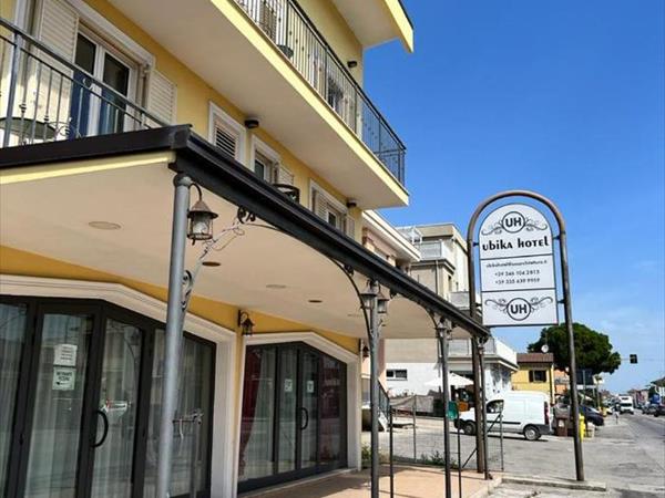 Ubika Hotel - Porto San Giorgio (FM)