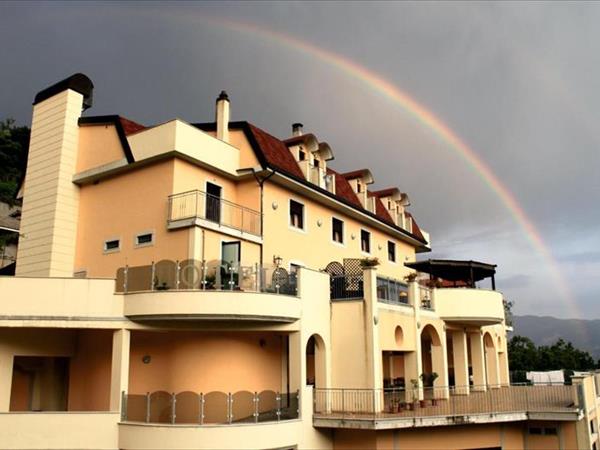 Hotel Sette E Mezzo - Castelluccio Superiore (PZ)