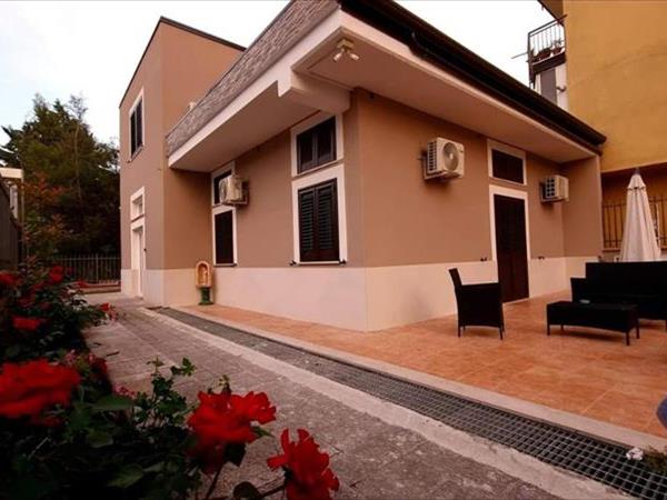 White House bed & breakfast - Melfi (PZ)