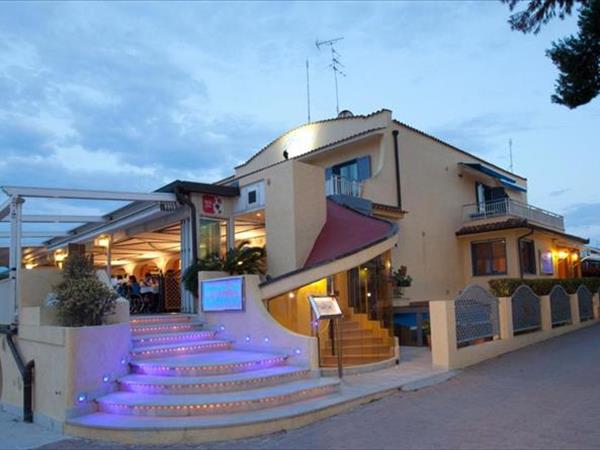 Family hotel Gabbiano - Family hotel Isole Tremiti, San Domino (FG)