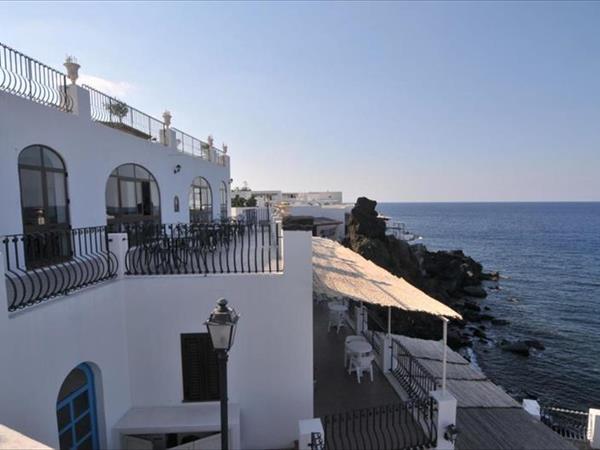 Family hotel Villaggio Stromboli - isola di Stromboli