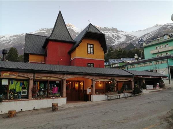 La Villetta Food & Drink - Family hotel Campo Imperatore, LʼAquila (AQ)