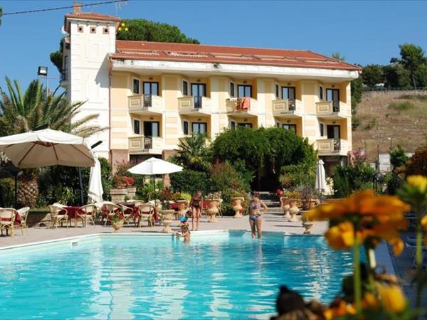 Family hotel Caserta Antica - Caserta (CE)