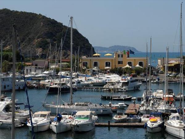 Hotel La Tonnara - Campania, Procida (NA)