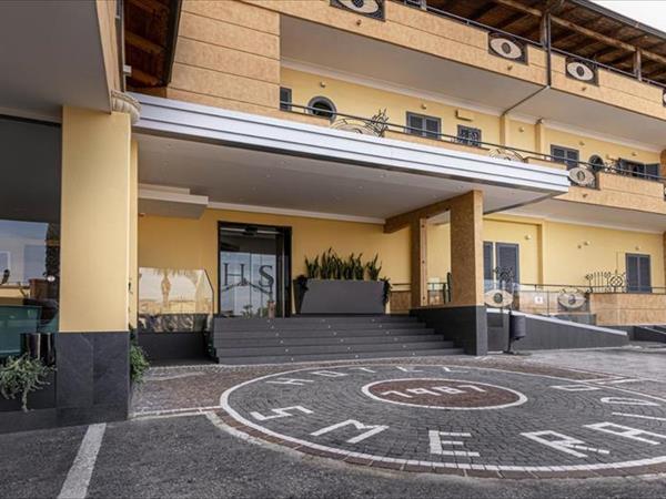 Family hotel Smeraldo - Qualiano (NA)